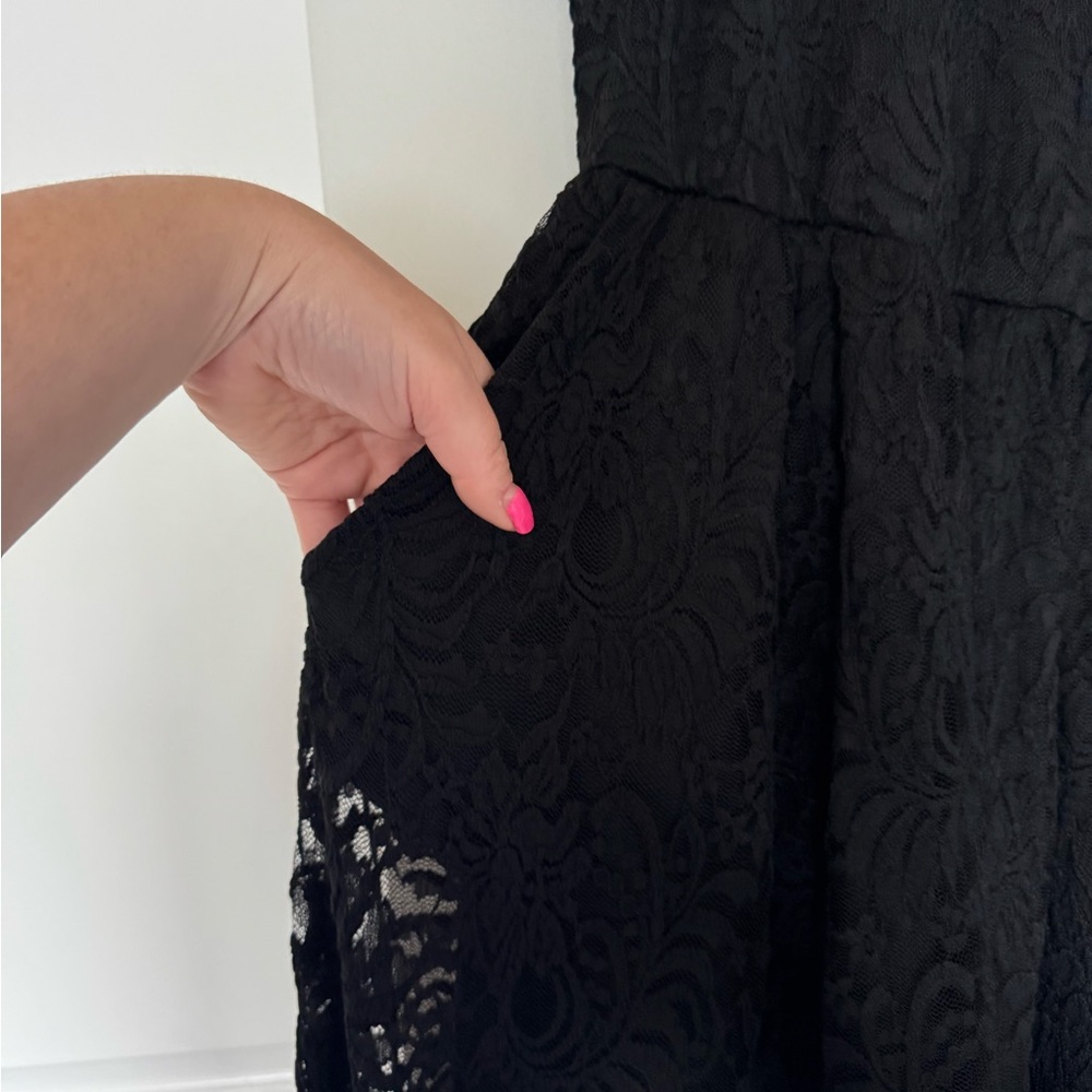 Torrid Lace A-Line Flutter Sleeve Dress - Picture 3 of 8